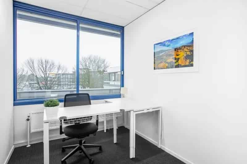 Privékantoor Tiel: 8m² + 50m² gedeelde ruimte