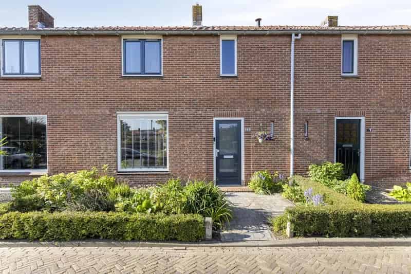 Tussenwoning Kloetinge 3 slaapkamers zonnige tuin