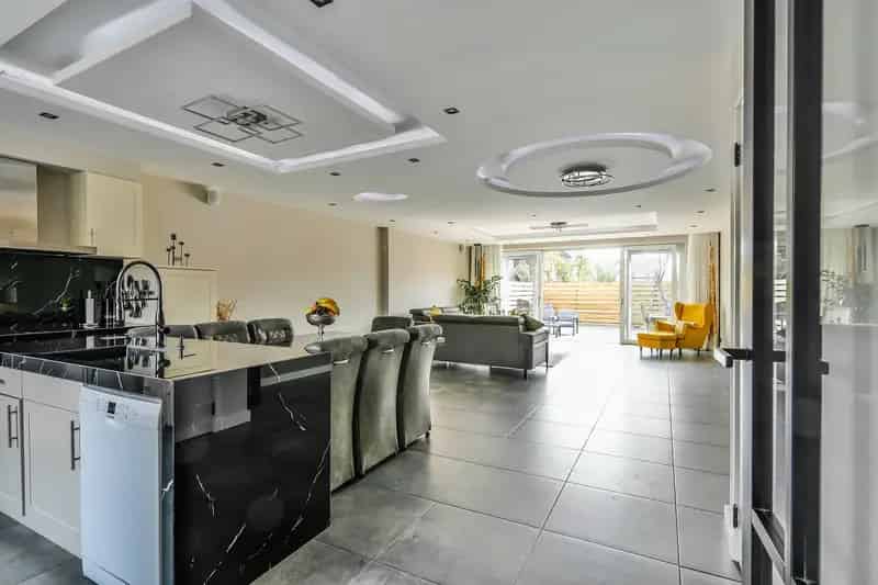 Gerenoveerde Eengezinswoning Hoofddorp 157m2 3 Badkamers
