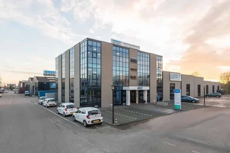 Bedrijfsruimte te huur Hardinxveld Giessendam 1690 m2