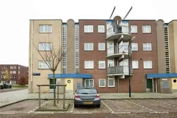 Kamer te Huur Amsterdam - Gemeubileerd - Balkon - Nabij Centrum