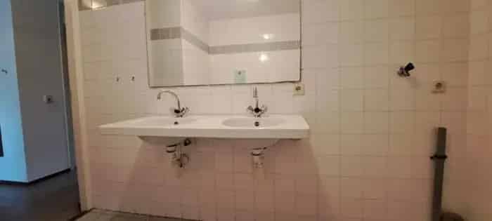 4 kamers huis van 86 m² in Hoeven