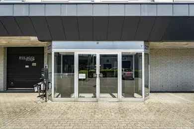 300 m2 Kantoorruimte te Huur Hilversum