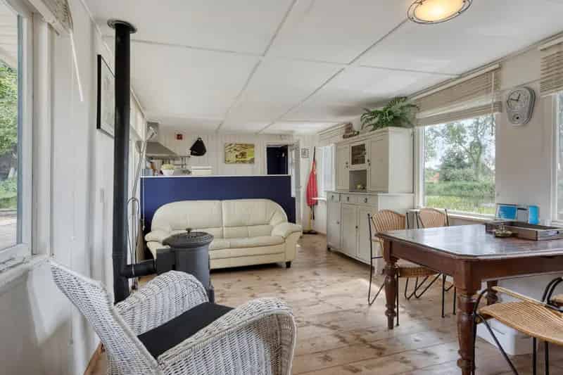 Woonboot Weerribben Wieden 2 slaapkamers recreatief