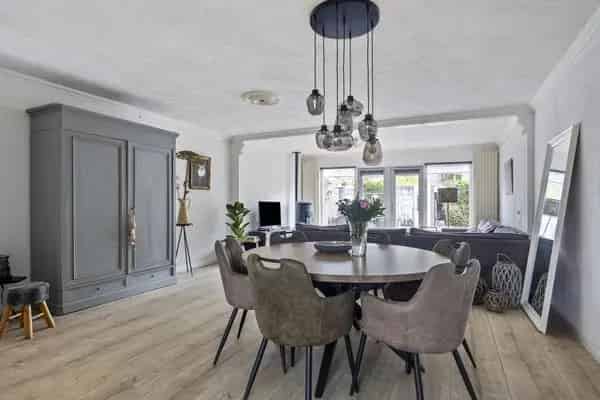 Ruime Instapklare Tussenwoning Halsteren 4 slaapkamers Energielabel A