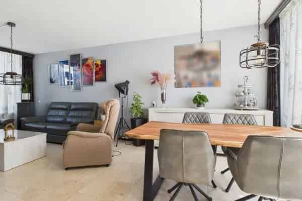Ruime Hoekwoning 4 Slaapkamers Terneuzen