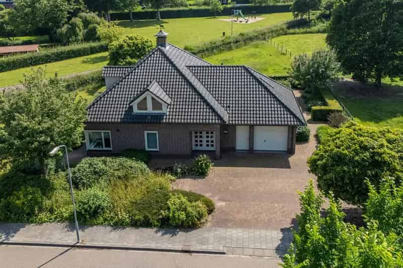 Vrijstaande Villa Zevenaar: Ruim, Comfortabel en Levensloopbestendig