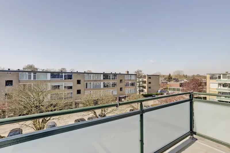 Modern 3-kamerappartement Slikkerveer  geheel gerenoveerd