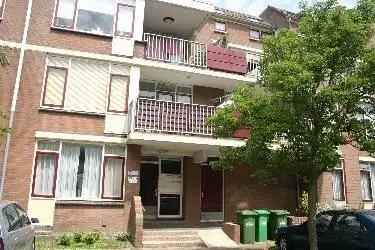 Woning Waldeck: Starterwoning met berging nabij strand en centrum