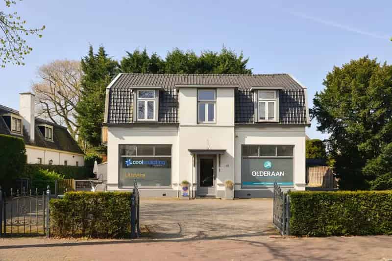 Kantoor Huizen te Koop: Wonen en Werken in Oud-Huizen