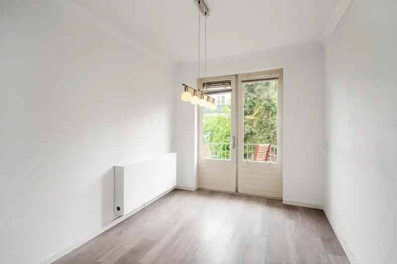 3-kamerappartement Amsterdam-Zuid  Gestoffeerd  Per direct beschikbaar