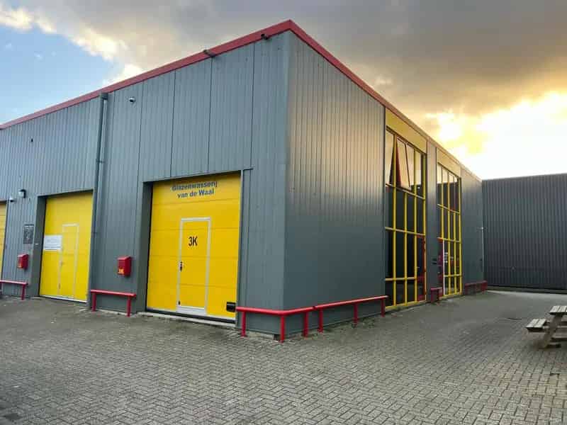 Bedrijfsunit te Huur Almere Waterwijk 86m2