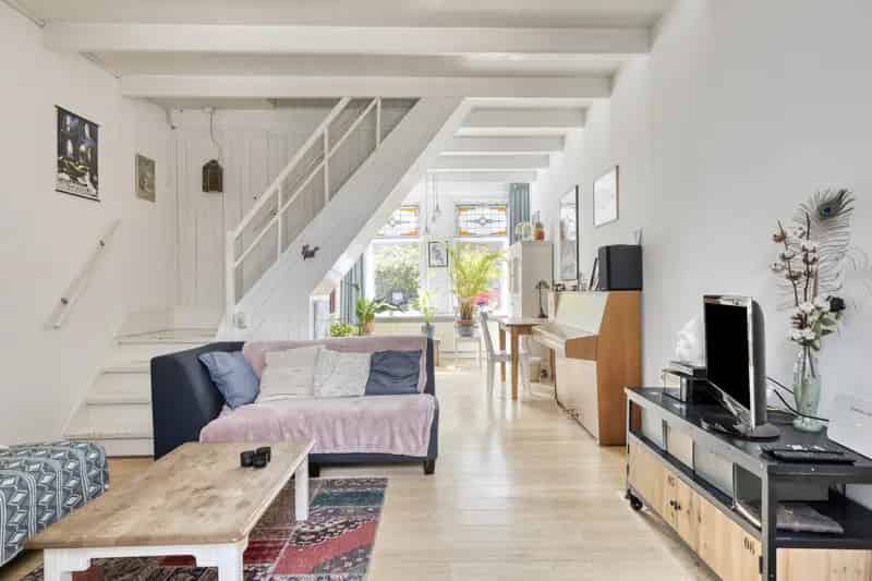 Tussenwoning Leiden Tuinstadswijk Nabij Centrum