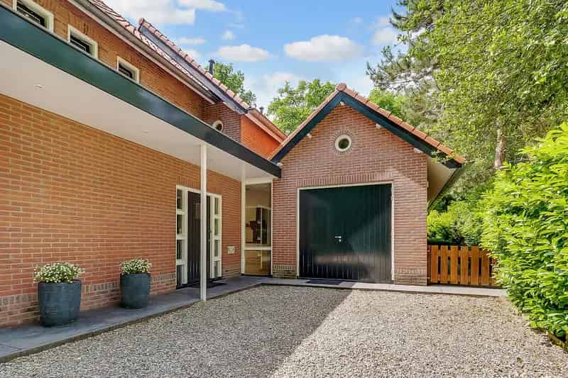 Ruime Villa te koop Den Dolder 6 slaapkamers 3 badkamers