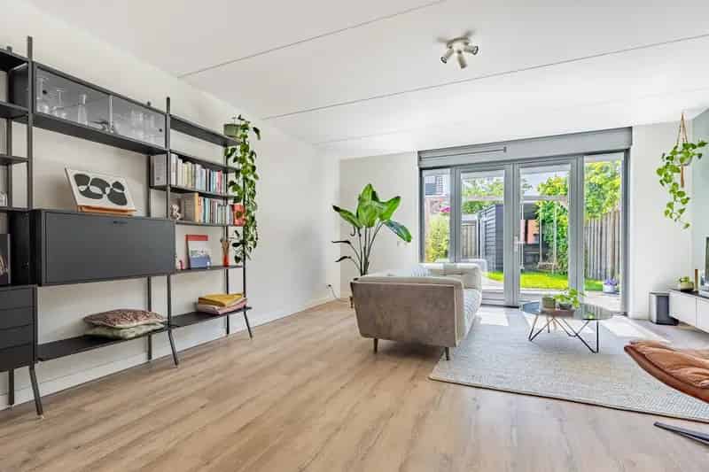 Huis te koop Zutphen Hof van Wesse: 4 5 slaapkamers, tuin op het zuiden