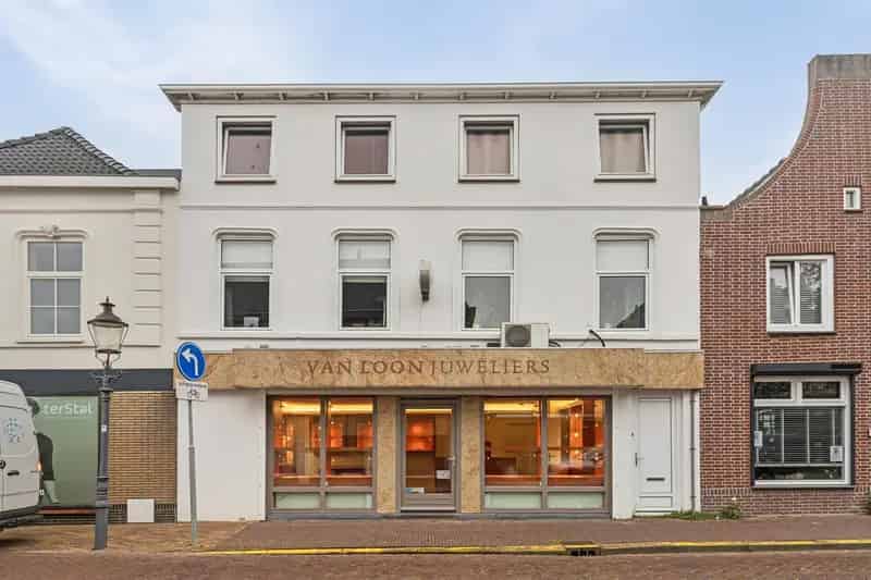 Woonwinkelpand Zevenbergen Centrum Patio Dakterras