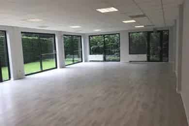 Kantoorruimte Hoogvliet 49-156 m2 te huur