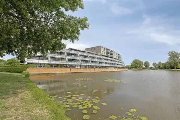 Royaal 3-kamerappartement Purmer Zuid  Gelijkvloers Wonen