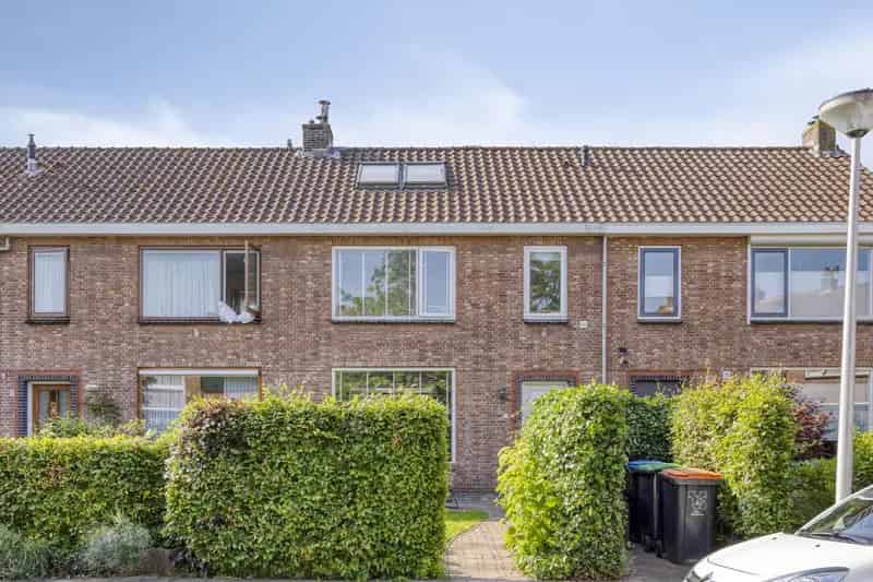 Charmante Jaren 50 woning te Oud Rhoon 4 slaapkamers tuin op het zuiden