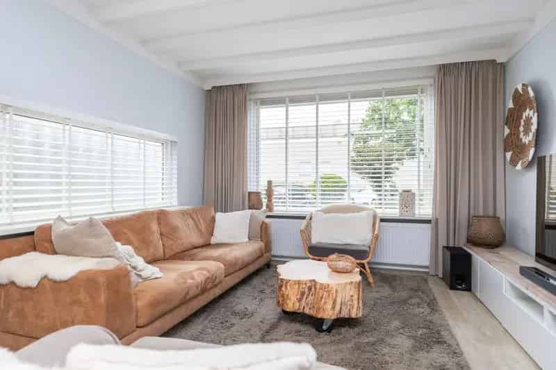 5 Slaapkamers Ruime Hoekwoning Eerbeek