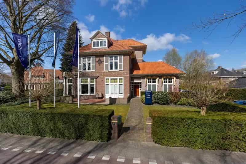 Kantoorruimte te Huur Bussum - 2 Kamers in Karakteristieke Villa