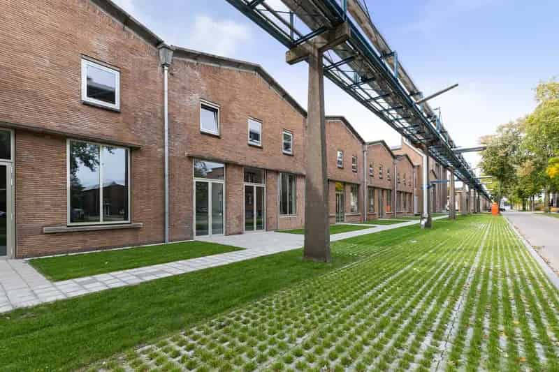 Bedrijfshal te Huur Arnhem Industriepark Kleefse Waard 395m2