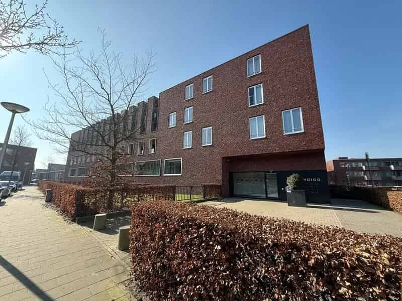 3-kamer appartement met loggia en parkeerplaats