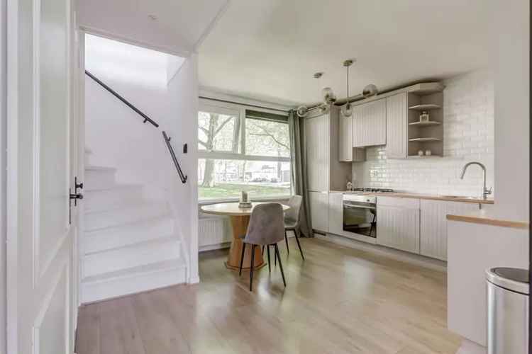 Huis te koop Hoogvliet 4 lagen Dakterras 3 slaapkamers