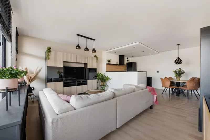 3 Kamer Appartement Haarlem - Geheel Gemoderniseerd