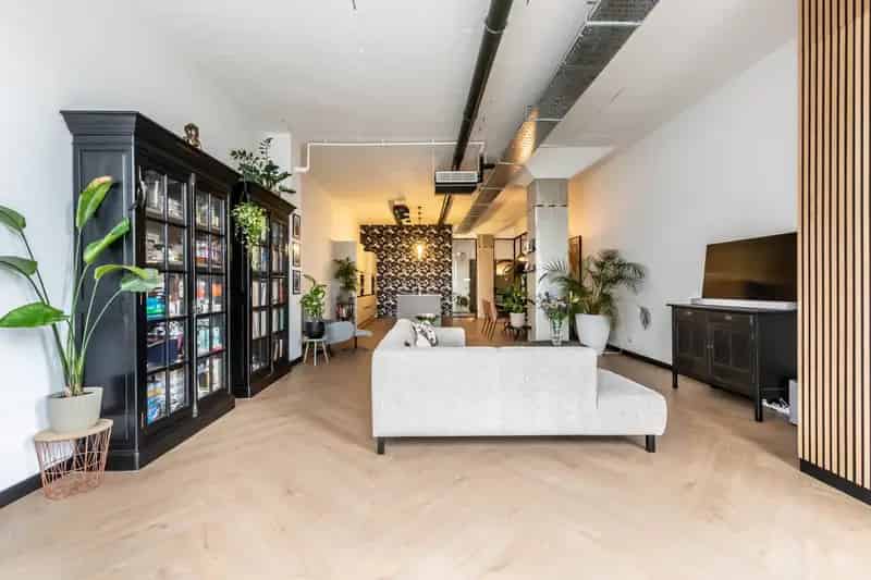 Luxe Loft Appartement Haarlem 204m2 Daktuin Parkeerplaats