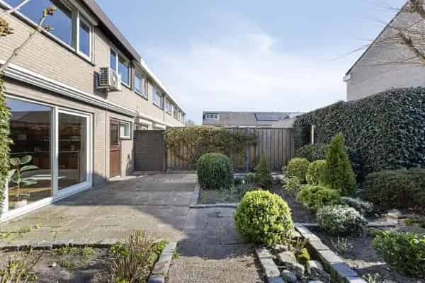 Ruime Hoekwoning Bergen op Zoom 4 slaapkamers Tuin