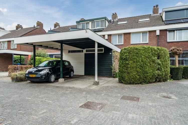 Ruime 4 Slaapkamer Tussenwoning Harmelen