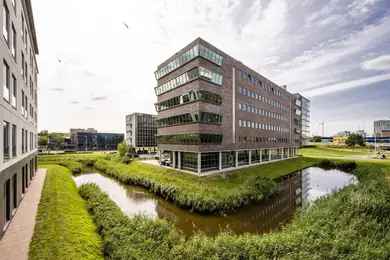 283-677 m2 Kantoorruimte te Huur Amsterdam Zuidoost IQuarters