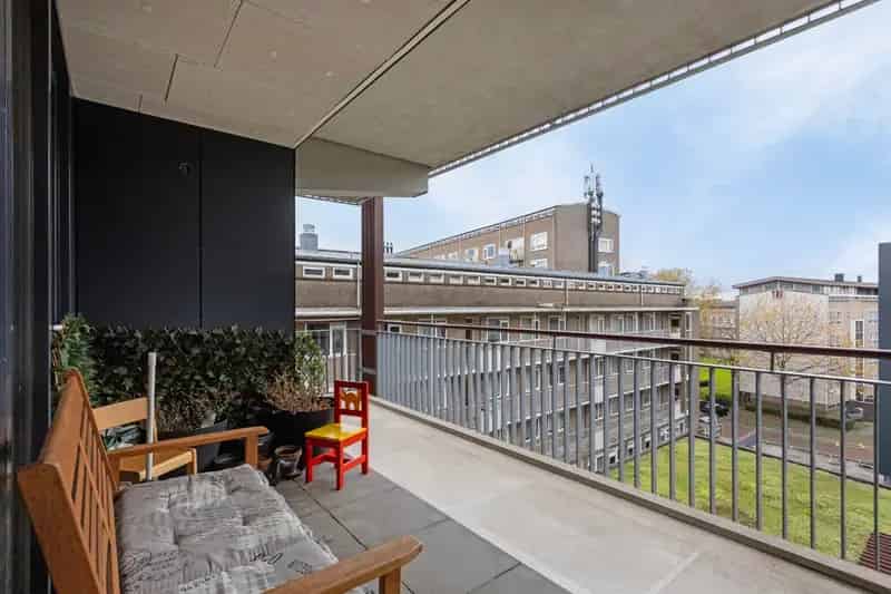 Ruim appartement 100m2 te Amsterdam 3 slaapkamers balkon