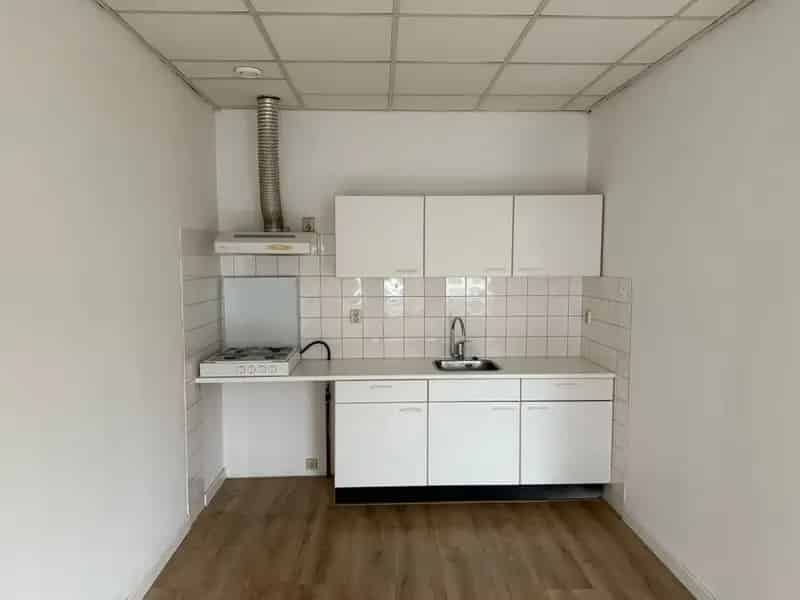 Modern appartement Rotterdam: 2 kamers, lichte woonkamer, moderne keuken