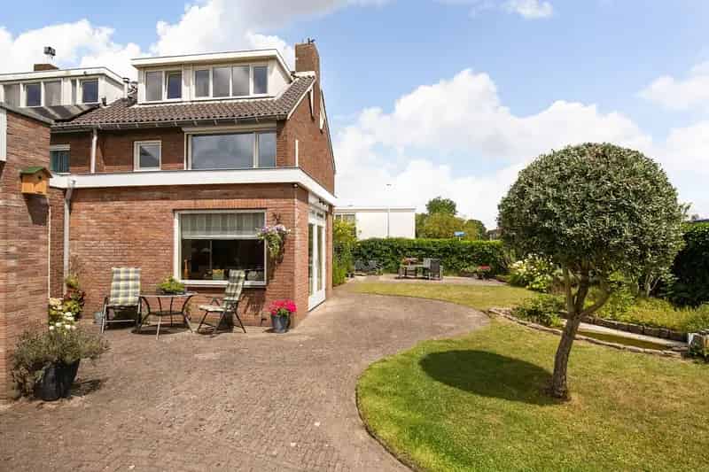 Huis te koop: Leeghwaterstraat 105 2132 SR Hoofddorp | Funda