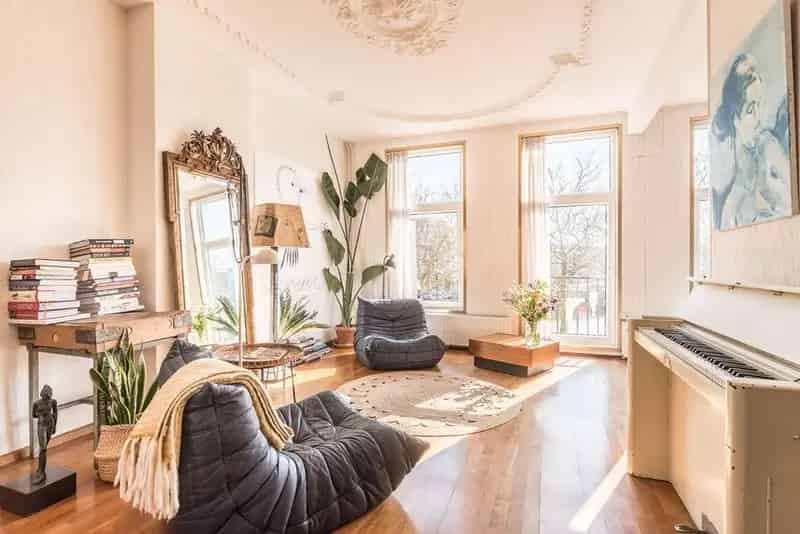 Ruime bovenwoning 131m2 nabij Haarlemmerplein