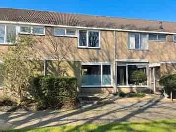 5-Kamer Huis Mijnsheerenland Te Huur - Direct Beschikbaar