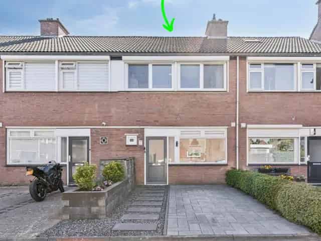 Ruime woning te koop in Kortendijk Roosendaal 4 slaapkamers 12 zonnepanelen