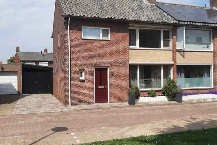 Te Koop: Ruime Eengezinswoning Hof van Spinoet Raamsdonksveer