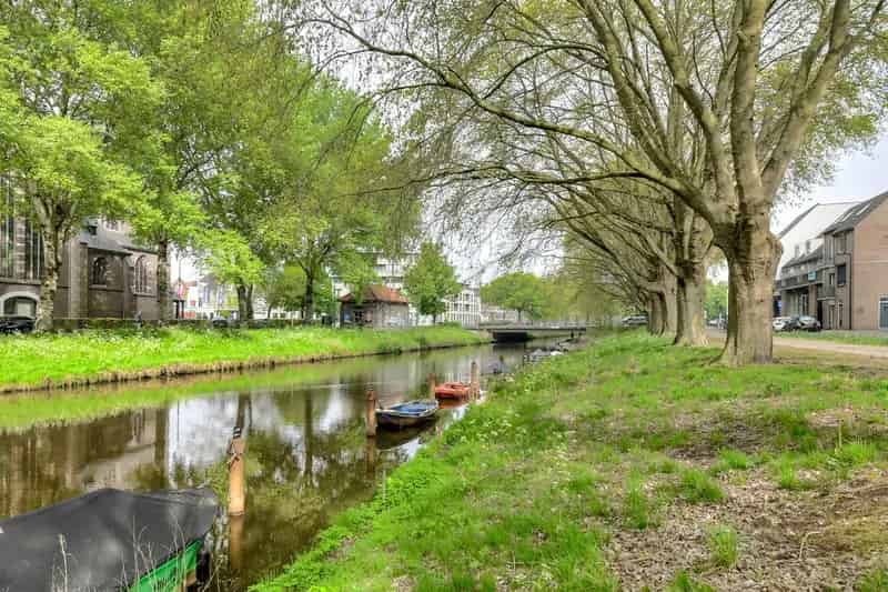 Huis te koop Breda: 4 slaapkamers, moderne keuken, ruime tuin