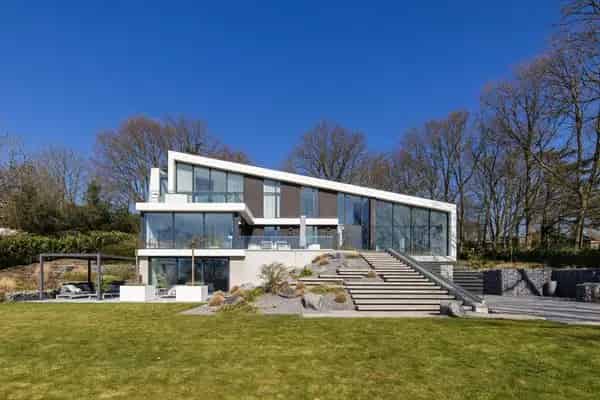 Luxe villa met zwembad en prachtig uitzicht Hoogerheide
