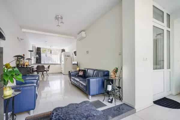 Ruim appartement Rivierenbuurt 2 slaapkamers tuin