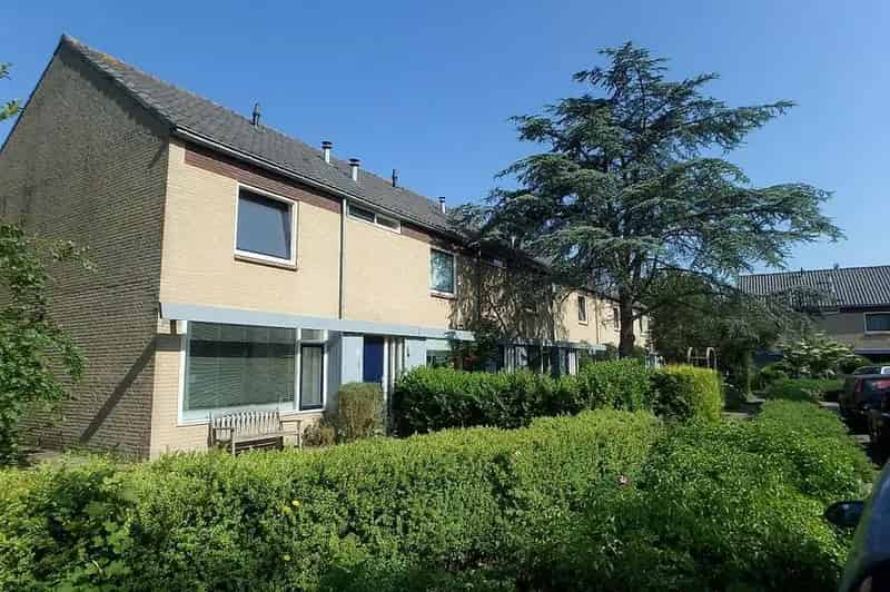 Tussenwoning Bergen: Ideaal voor Starters en Jonge Gezinnen