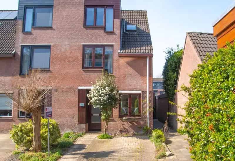 5 Slaapkamers Hoekwoning Energiezuinig Bloemendaal