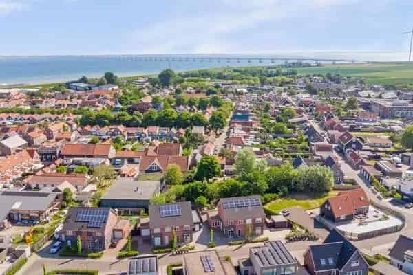 Moderne Halfvrijstaande Woning Colijnsplaat 3 slaapkamers