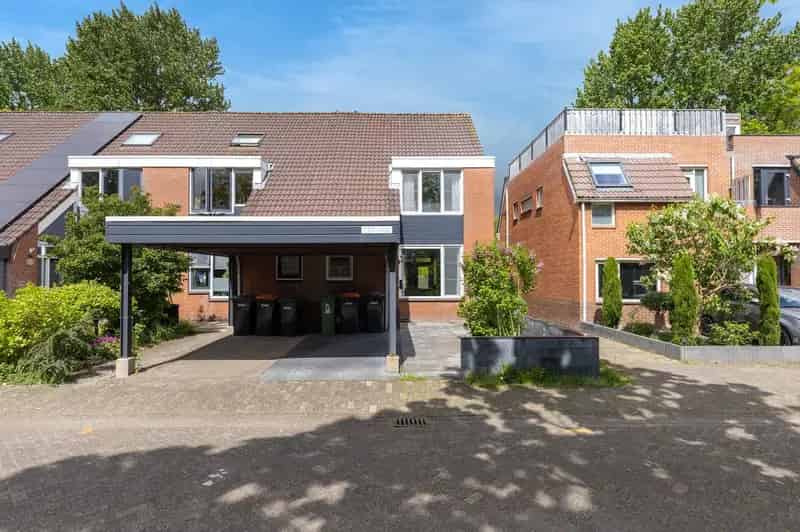 Gerenoveerde Hoekwoning Grote Waal Hoorn 4 slaapkamers