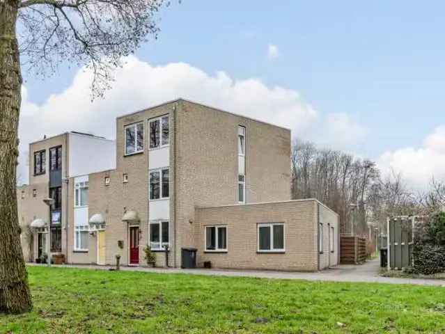 Ruime gezinswoning 193m2 Amsterdam 3 verdiepingen zijuitbouw