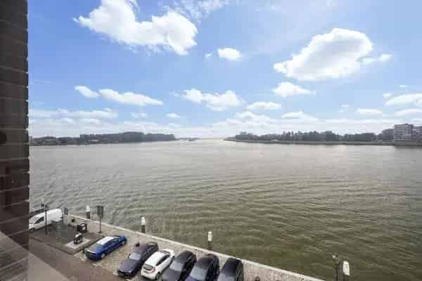 78m² 2-kamer appartement Dordrecht - Drierivierenpunt uitzicht