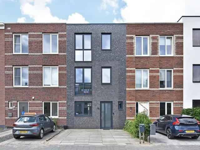 5 Slaapkamers Videwoning 180m2 Energielabel A+ 2 Parkeren